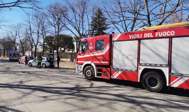 Intervenuti i vigili del fuoco di Busto Arsizio (Foto Redazione)