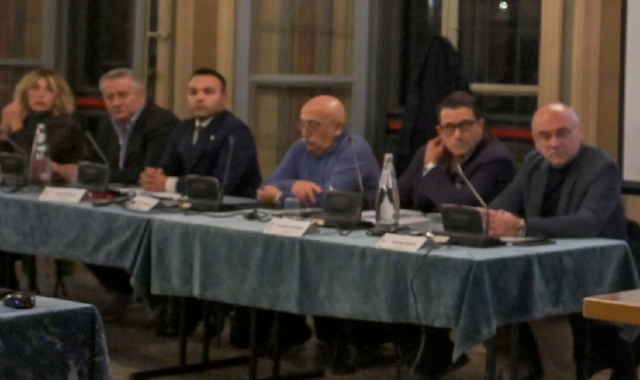 I banchi dell’opposizione in Consiglio comunale