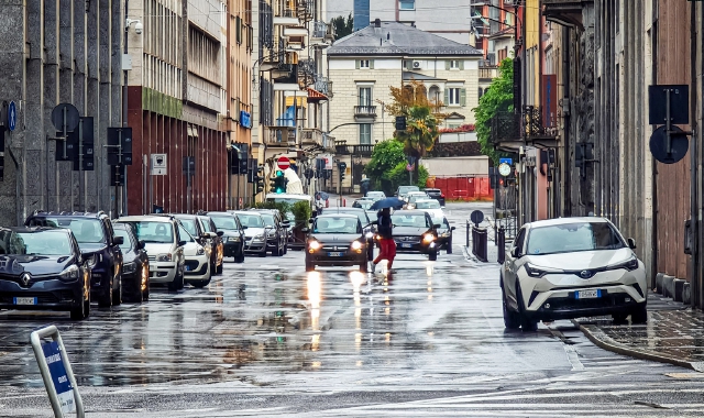 È stato un weekend con l’ombrello a Varese  (foto Blitz)