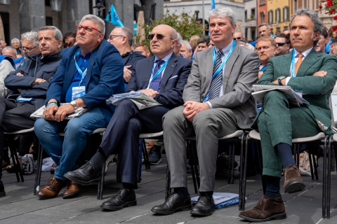 «Quattro assunzioni? Falso! È sempre la stessa persona»