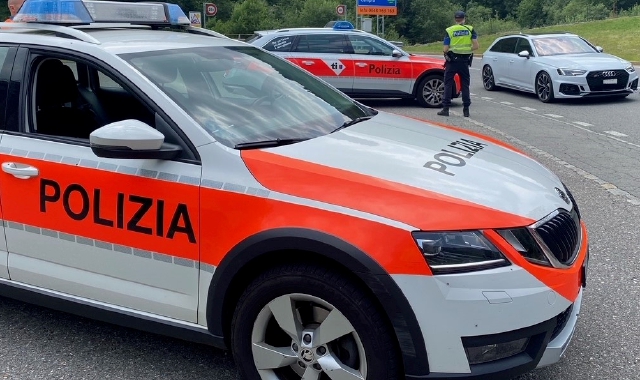 La polizia cantonale ha arrestato i tre residenti nel Milanese con l’ipotesi del reato di truffa (foto Archivio)