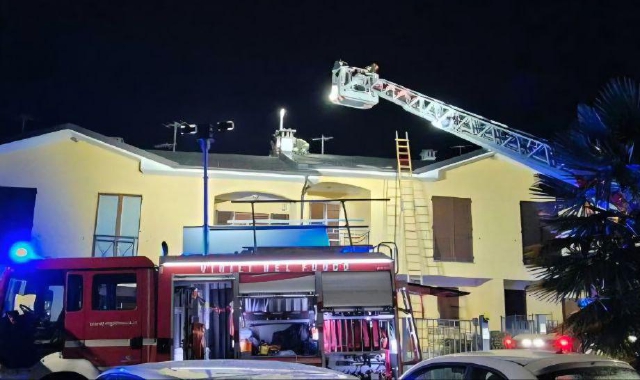 Canna fumaria in fiamme