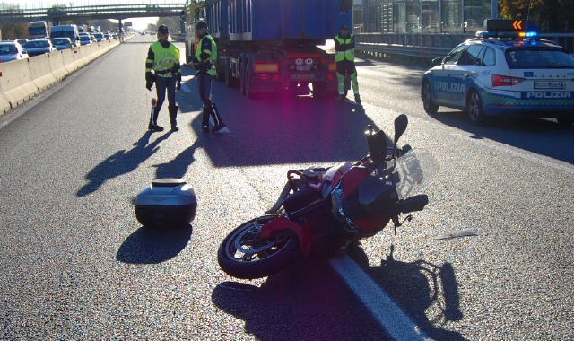 L’incidente tre mesi fa: «Servono testimoni»