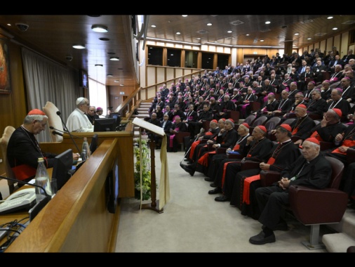 Cei, favorire la presenza delle donne nei ruoli di guida nella Chiesa