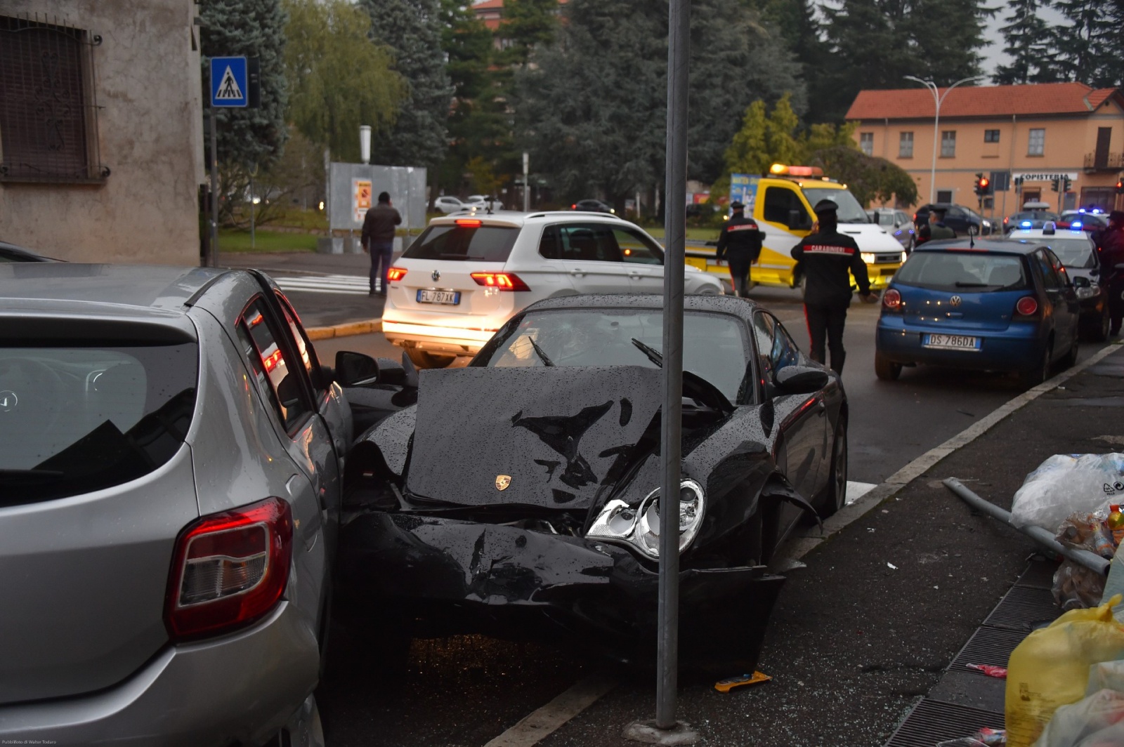 La Porsche utilizzata dai ladri nel colpo