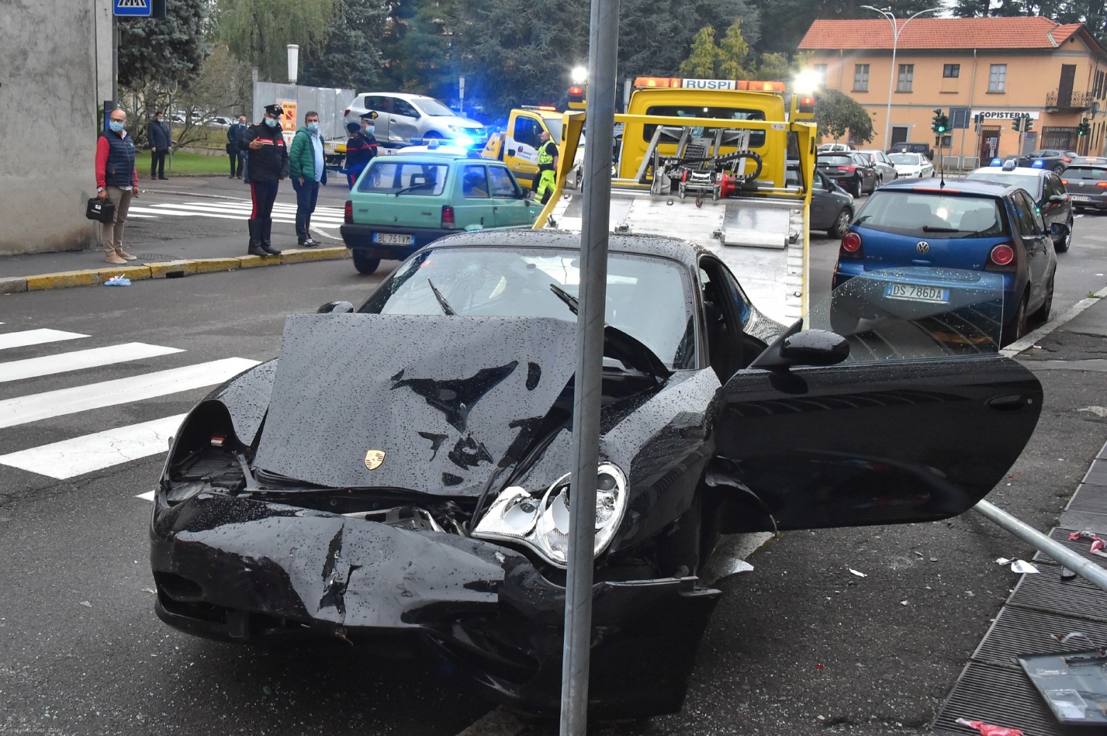 La Porsche utilizzata dai ladri nel colpo