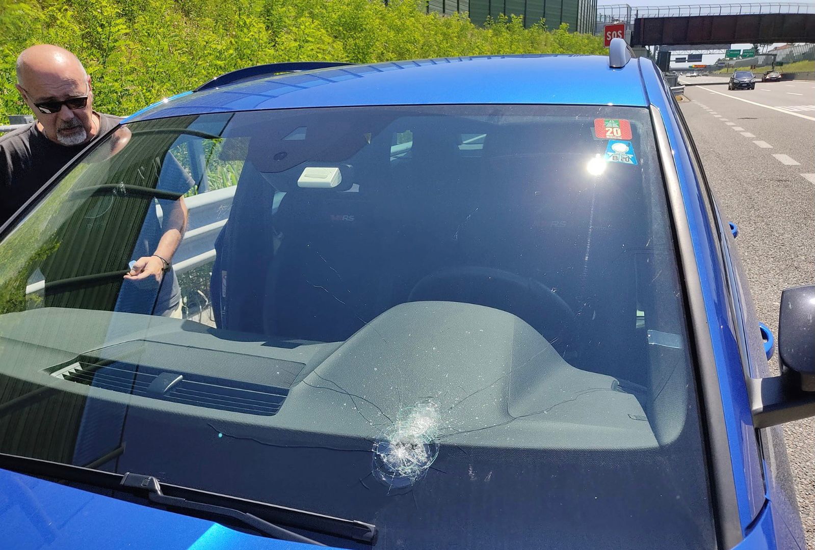 Sassi dal cavalcavia: paura in autostrada fra Saronno e Uboldo 2