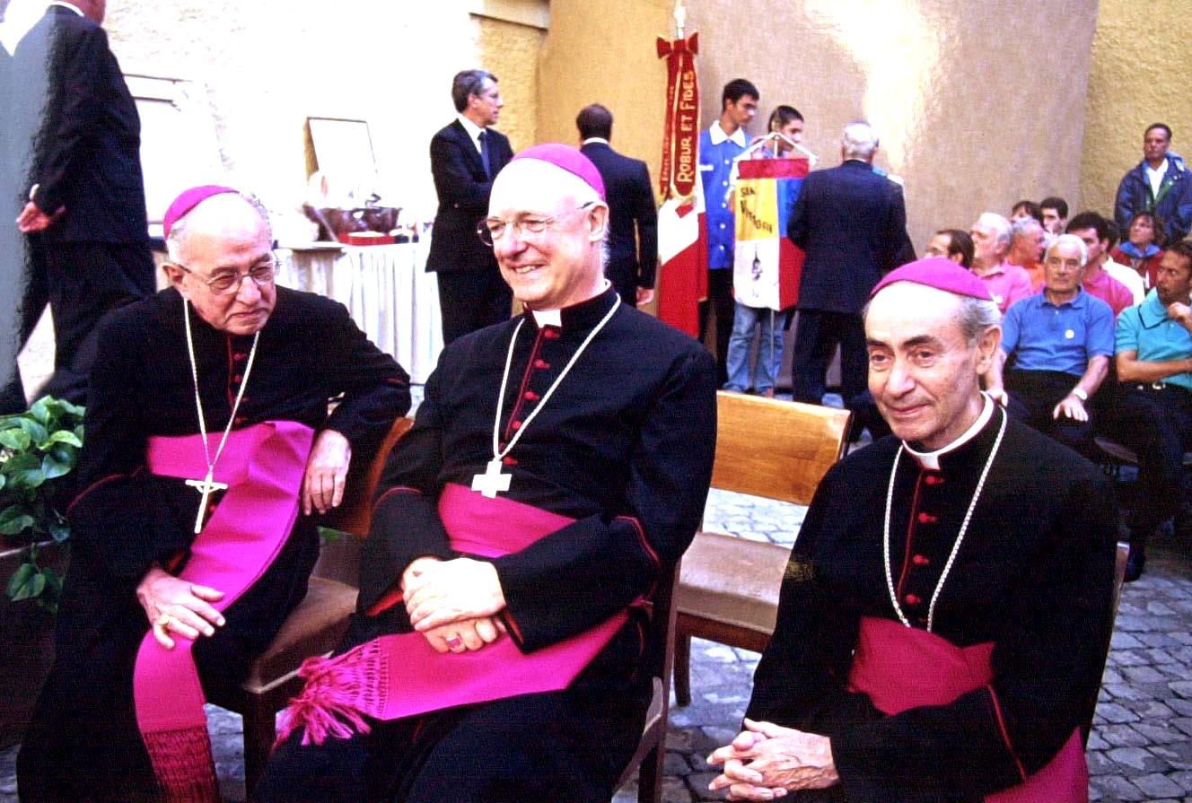 CASTELGANDOLFO. MONS GIUDICI CON MONS MACCHI E MONS FERRARI IN UDIENZA DA GIOVANNI PAOLO II