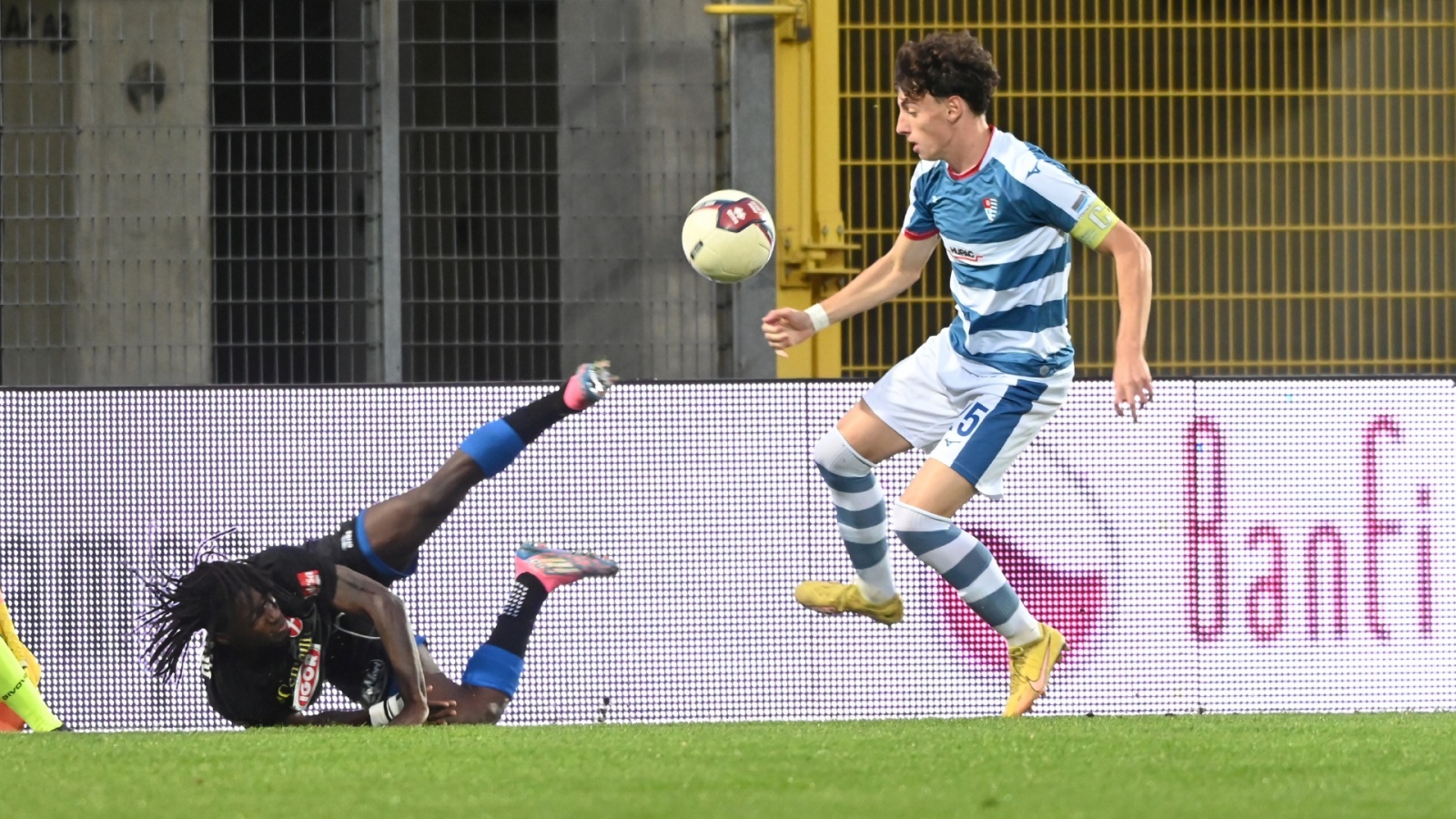 BUSTO ARSIZIO PRO PATRIA NOVARA CALCIO NELLA FOTO FERRI