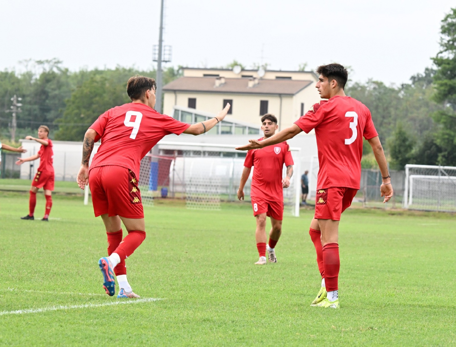 LENTATE SUL SEVESO LENTATESE VARESE CALCIO NELLA FOTO PLISCOVAZ PRIMO GOL VARESE