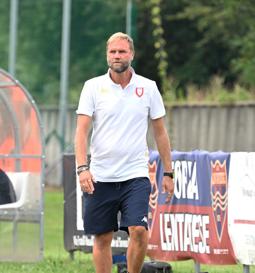 LENTATE SUL SEVESO LENTATESE VARESE CALCIO NELLA FOTO CICERI