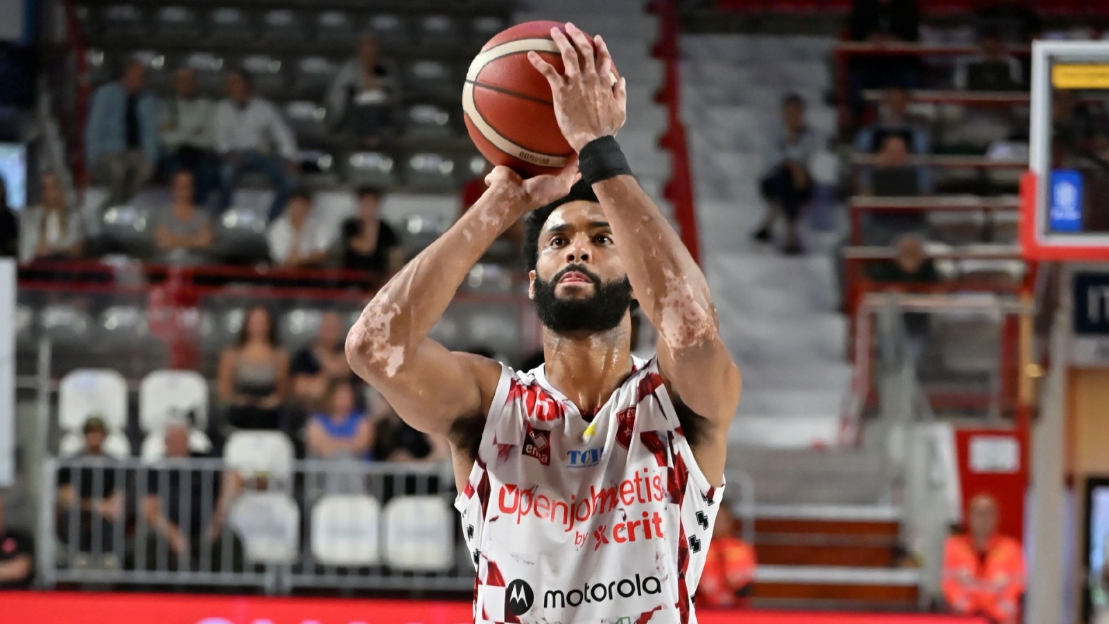 VARESE. BASKET. AMICHEVOLE OPENJOBMETIS VARESE-BLU BERGAMO NELLA FOTO RENFRO