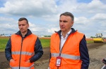 MALPENSA VISITA CANTIERE RIFACIMENTO PISTA 35L NELLA FOTO GIUSEPPE PACILLI - CLAUDIO CUCCORESE