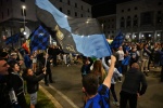 VARESE. FESTEGGIAMENTI TIFOSI INTER IN PIAZZA MONTE GRAPPA