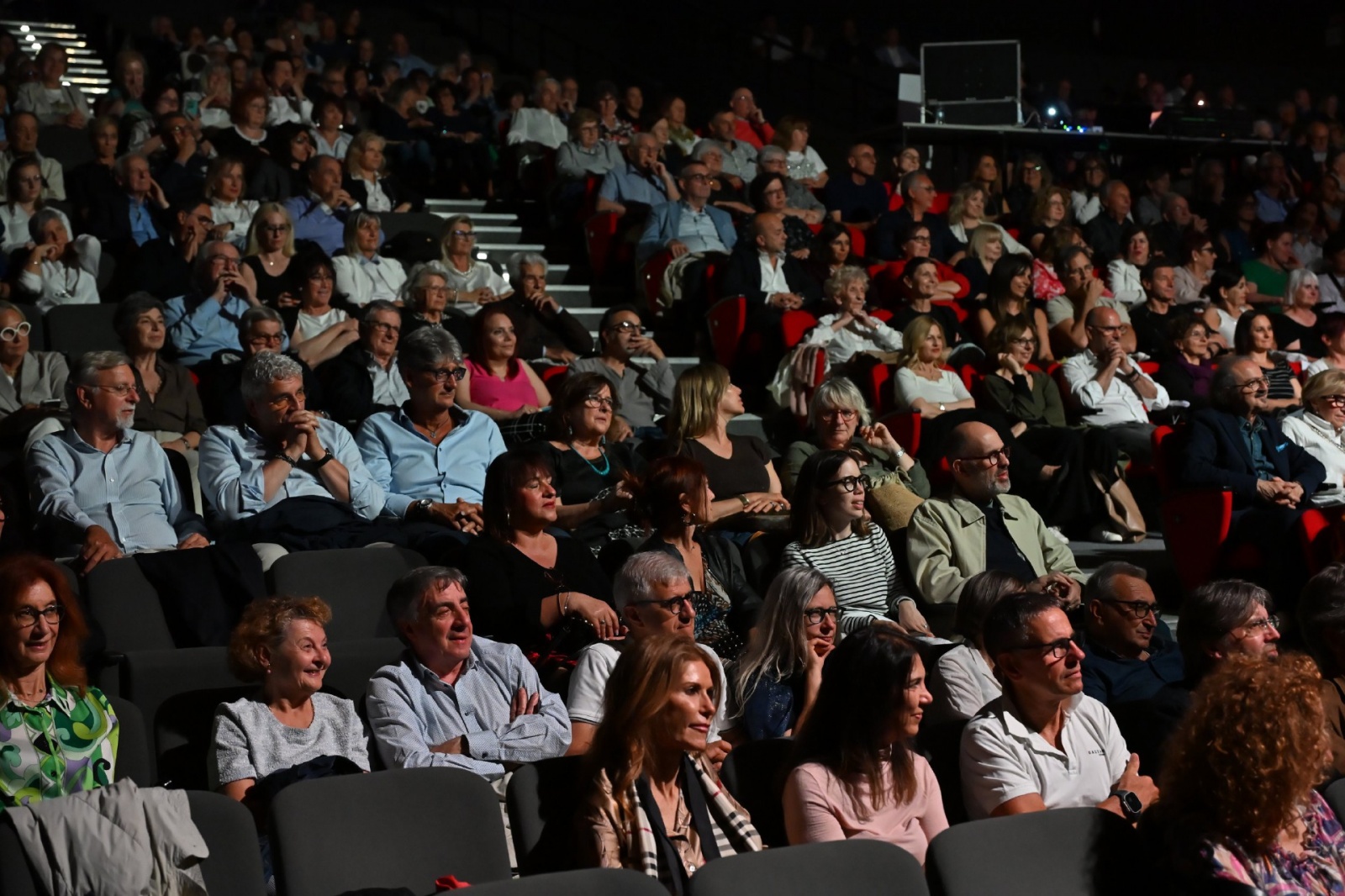 VARESE. MICHELA BORGIA E BIG BAND ORCHESTRA CANTA MINA TEATRO INTRED