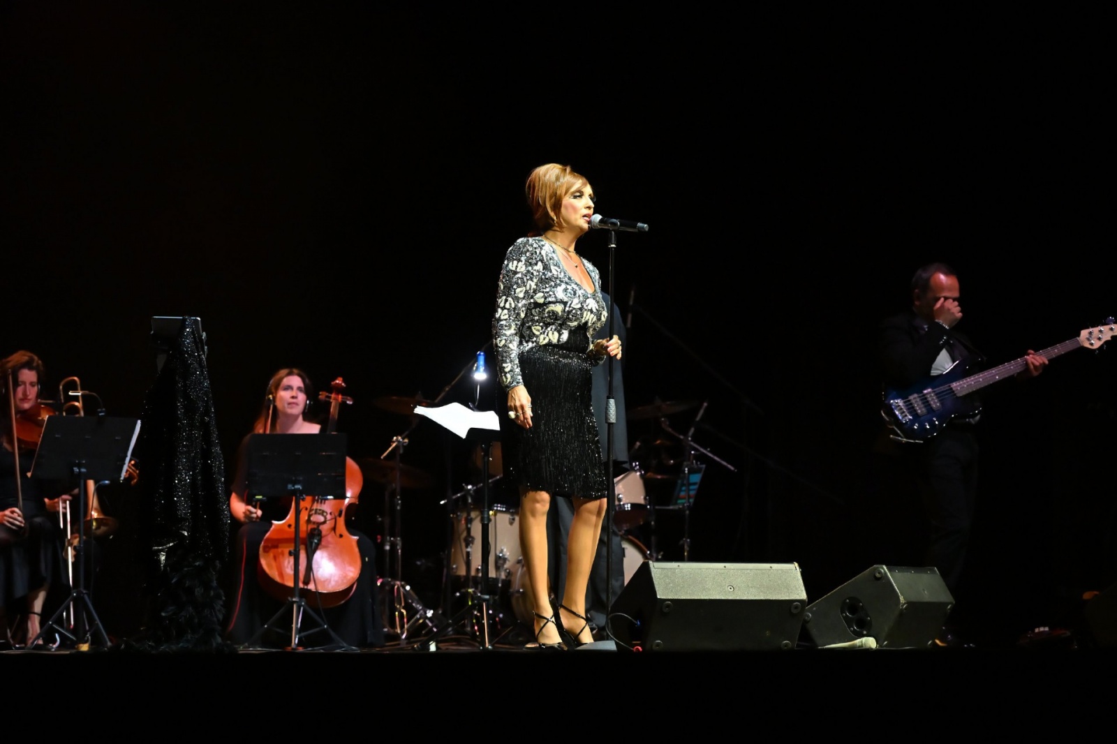 VARESE. MICHELA BORGIA E BIG BAND ORCHESTRA CANTA MINA TEATRO INTRED
