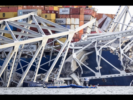 Ponte Baltimora, 'la nave aveva perso il controllo'