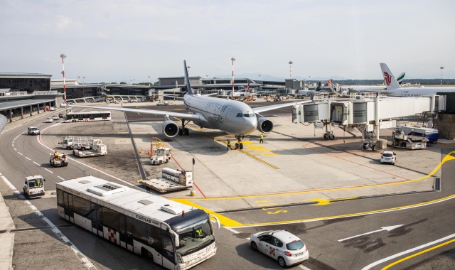 Ritardi e disagi anche all’aeroporto di Milano Malpensa (foto Archivio)