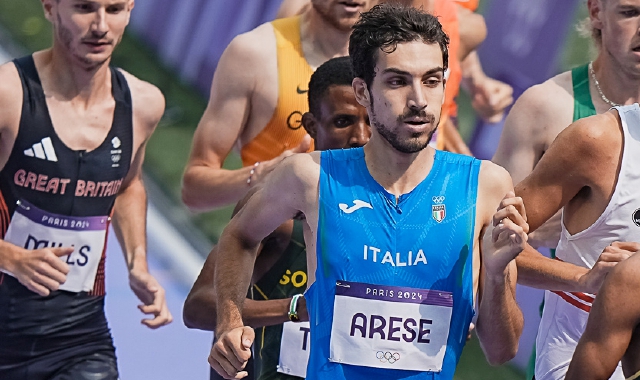 Pietro Arese alle Olimpiadi dov’è arrivato ottavo nei 1.500 con il record italiano e a sinistra con il bronzo europeo a Roma