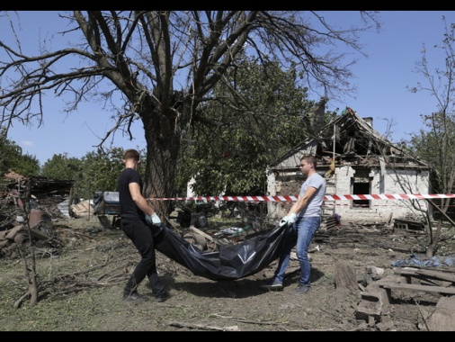 Ue, 'dalla Russia attacchi barbari, rafforzano nostro sostegno'