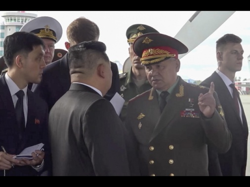 Kim Jong Un incontra Shoigu in visita in Corea del Nord