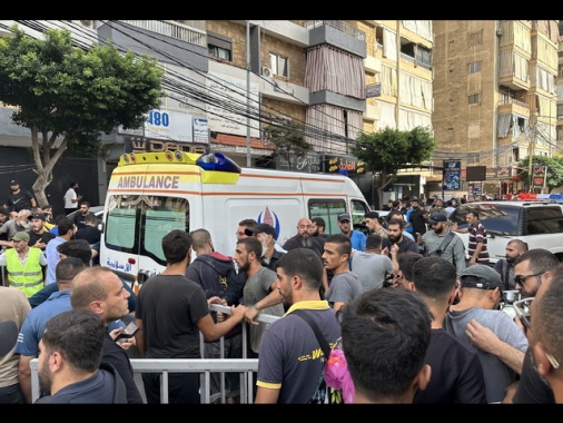 Beirut, 'almeno 8 morti e 59 feriti in raid israeliano'