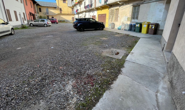 Il delitto è avvenuto in via Varese (foto Domenico Ghiotto - Agenzia Blitz)