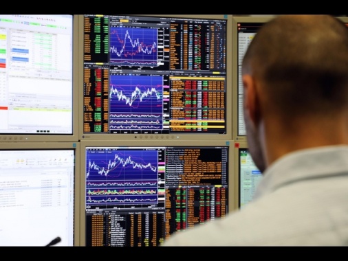 Lo spread tra Btp e Bund chiude in calo a 124 punti