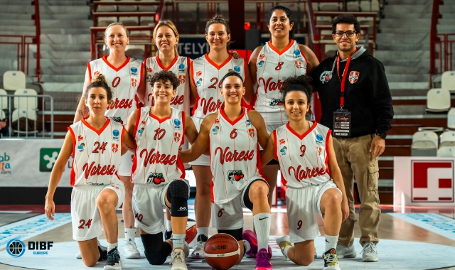 La GS Ens Varese femminile, quarta classificata alla Dibf Eurocup