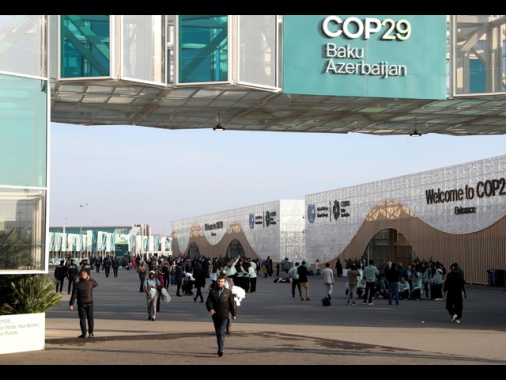 Giornata supplementare alla Cop29, si cerca un compromesso