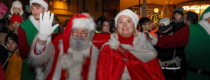 Luci di Natale, Busto scintillante