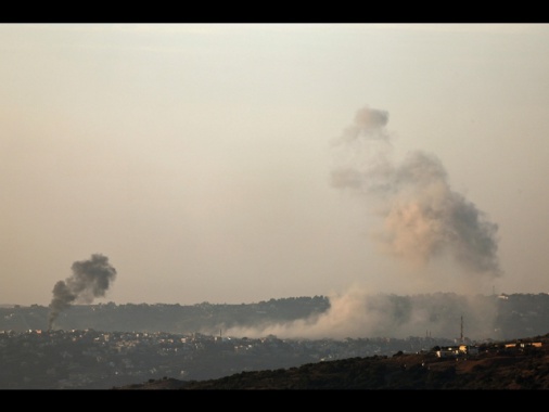 Media Siria, 'Israele ha colpito i ponti vicino al Libano'