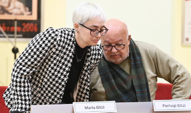 Marta e Pierluigi Gilli. I 5 Stelle saronnesi scettici sul «passaggio di cariche da padre in figlia» (foto Blitz)