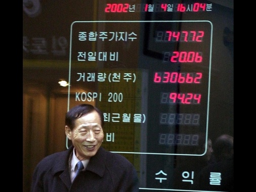 Borsa: Seul ancora in calo, chiude a -0,90%