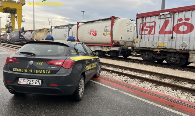 Busto, traffico illecito di carburante: confiscati 316mila litri