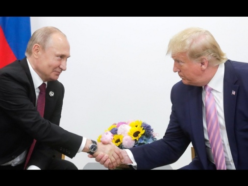 Cremlino, per ora non ci sono piani incontro Putin-Trump
