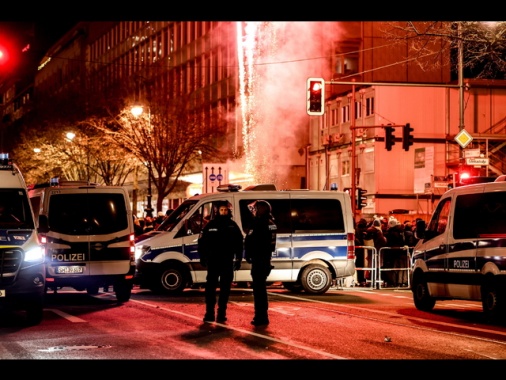 Cinque morti in Germania per i botti di Capodanno
