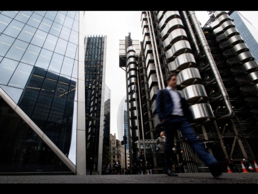 Borsa: Europa poco mossa in avvio, Francoforte -0,09%
