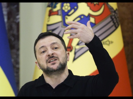 Zelensky, 'pronto a negoziati diretti con Putin'