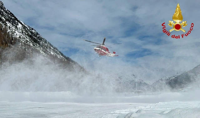 Soccorso sulla neve, vigili del fuoco a Livigno