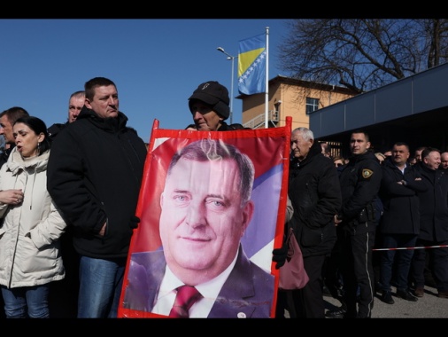 Bosnia, presidente Dodik condannato a un anno di carcere