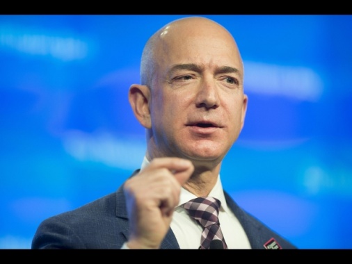 Bezos al Wp, negli editoriali scrivere solo di libertà e mercati