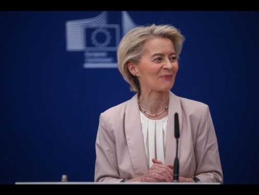 Von der Leyen, 800 miliardi per la difesa europea