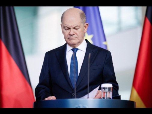Scholz, rivedere regole Patto per garantire spese difesa