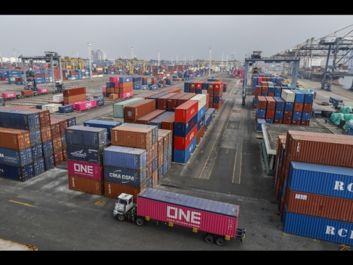 Cina, 'dazi Usa al 245% privi di logica economica'