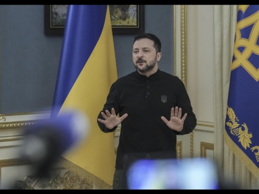 Zelensky, 'il primo obiettivo è fermare le uccisioni'