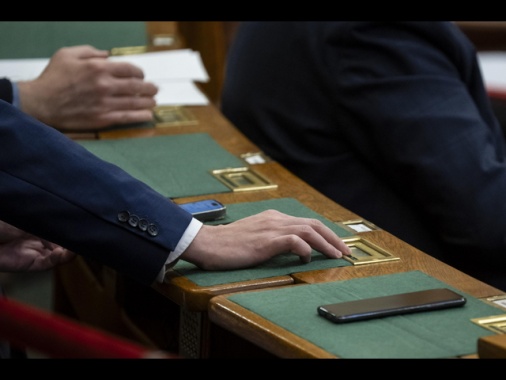 Il Parlamento ungherese vota il ritiro di Budapest da Cpi