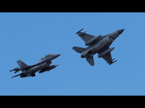 Ok Usa a parti ed equipaggiamenti di F-16 per l'Ucraina