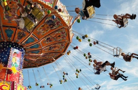 Offre droga ai ragazzini al Luna Park: preso