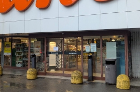Supermercato allagato: «Lasciate la spesa e uscite»